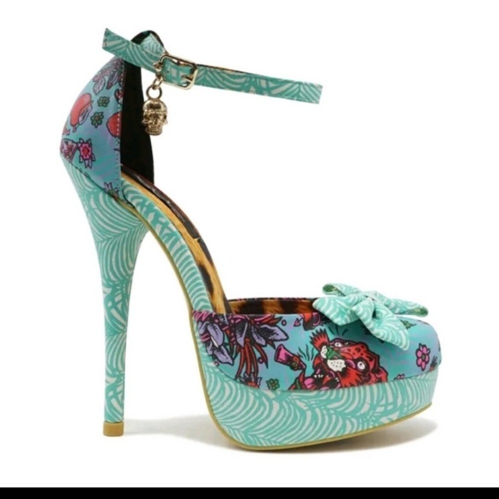 NIB Iron Fist Loco Koko Heels